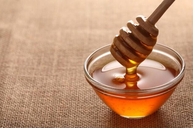 Consuming honey stimulates male sexual function