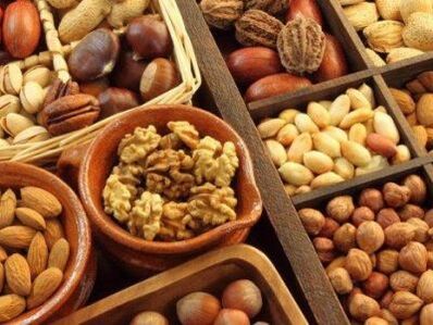 Nuts improve the functioning of the male genitourinary system